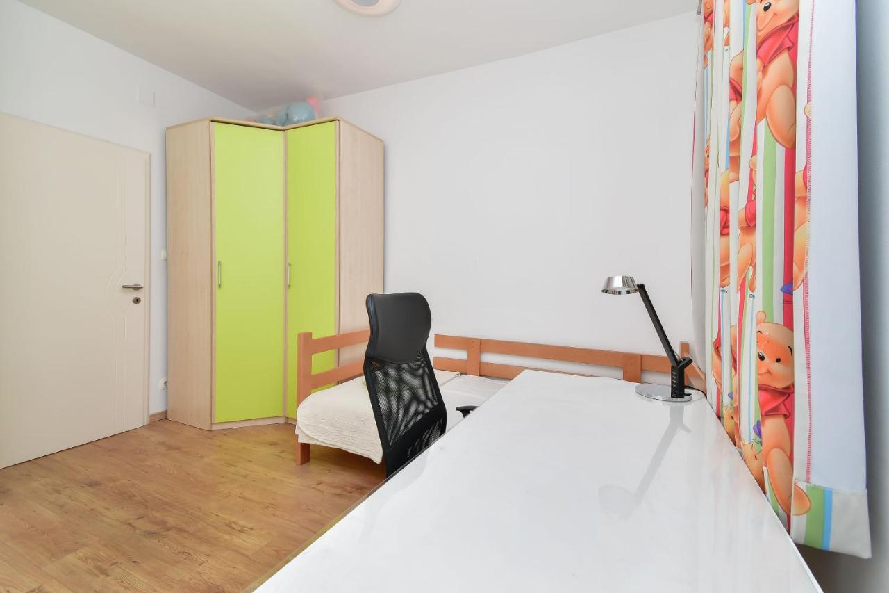 Apartment Ela Omiš Eksteriør billede