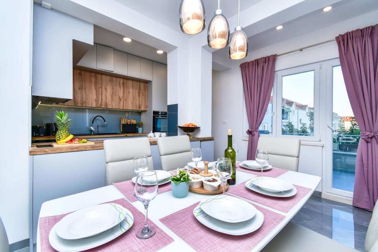 Apartment Ela Omiš Eksteriør billede