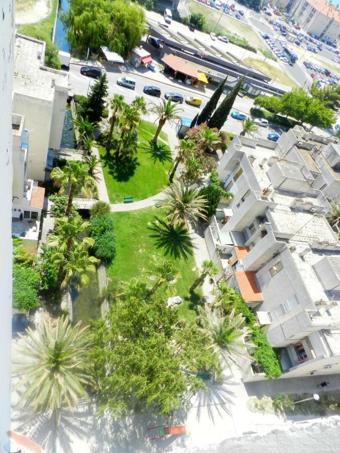 Apartment Ela Omiš Eksteriør billede